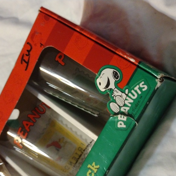 2012 Peanuts Holiday Pint Glass 4-Pack - Picture 3 of 11